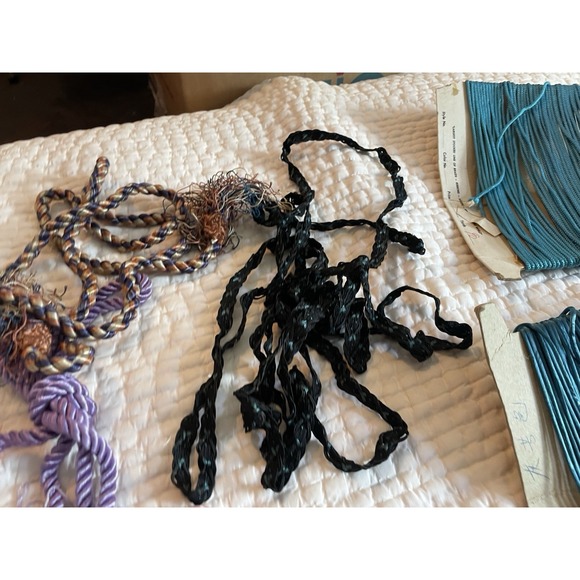 lot of  Assorted vintage 80s/90s sewing supplies Trims, Piping..see photos! - Picture 14 of 14